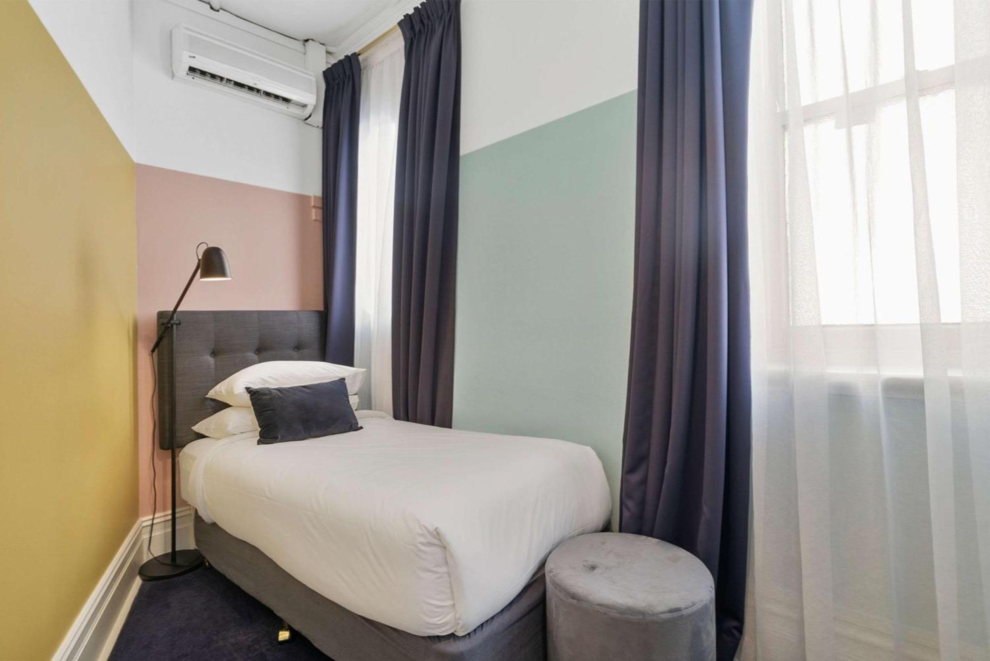 סידני Hotel Harry, Ascend Hotel Collection מראה חיצוני תמונה